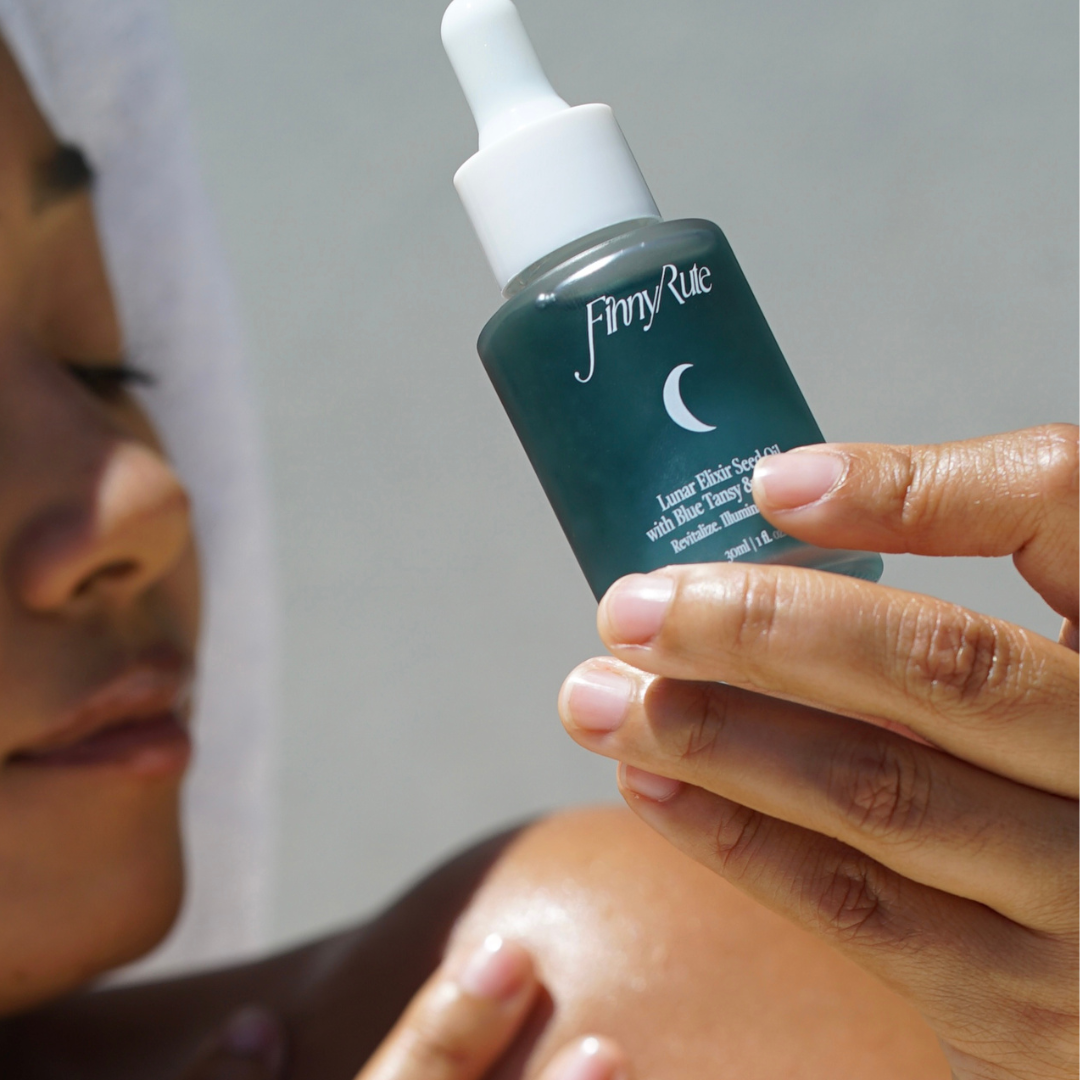 The Day & Night Glow Ritual: Luminous Berry Seed Oil and Lunar Elixir Seed Oil