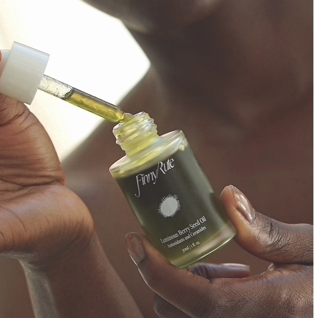 Luminous Berry Seed Oil w/ Antioxidants and Ceramides